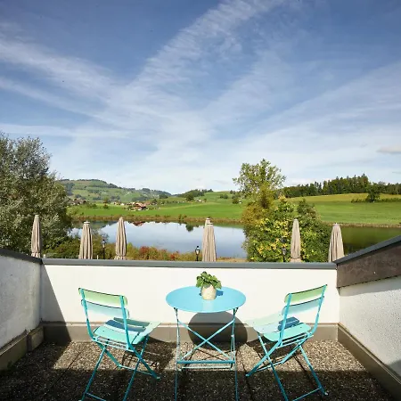 Hotel Erlebnisland Grizzlybaer Langenbuhl