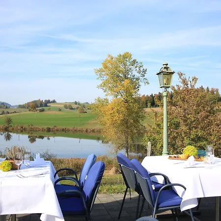 Erlebnisland Grizzlybaer Hotel *