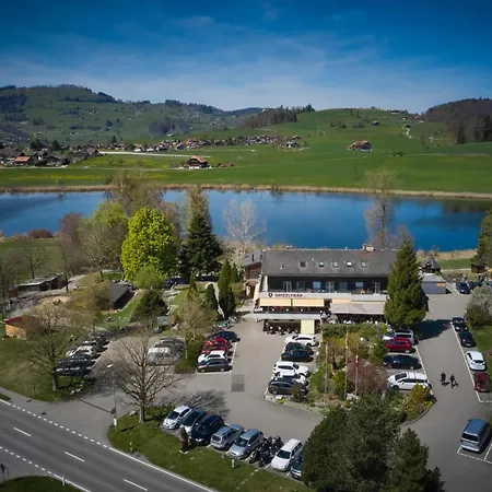 Erlebnisland Grizzlybaer Hotel Langenbuhl