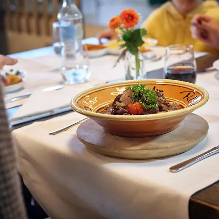 Erlebnisland Grizzlybaer Langenbuhl